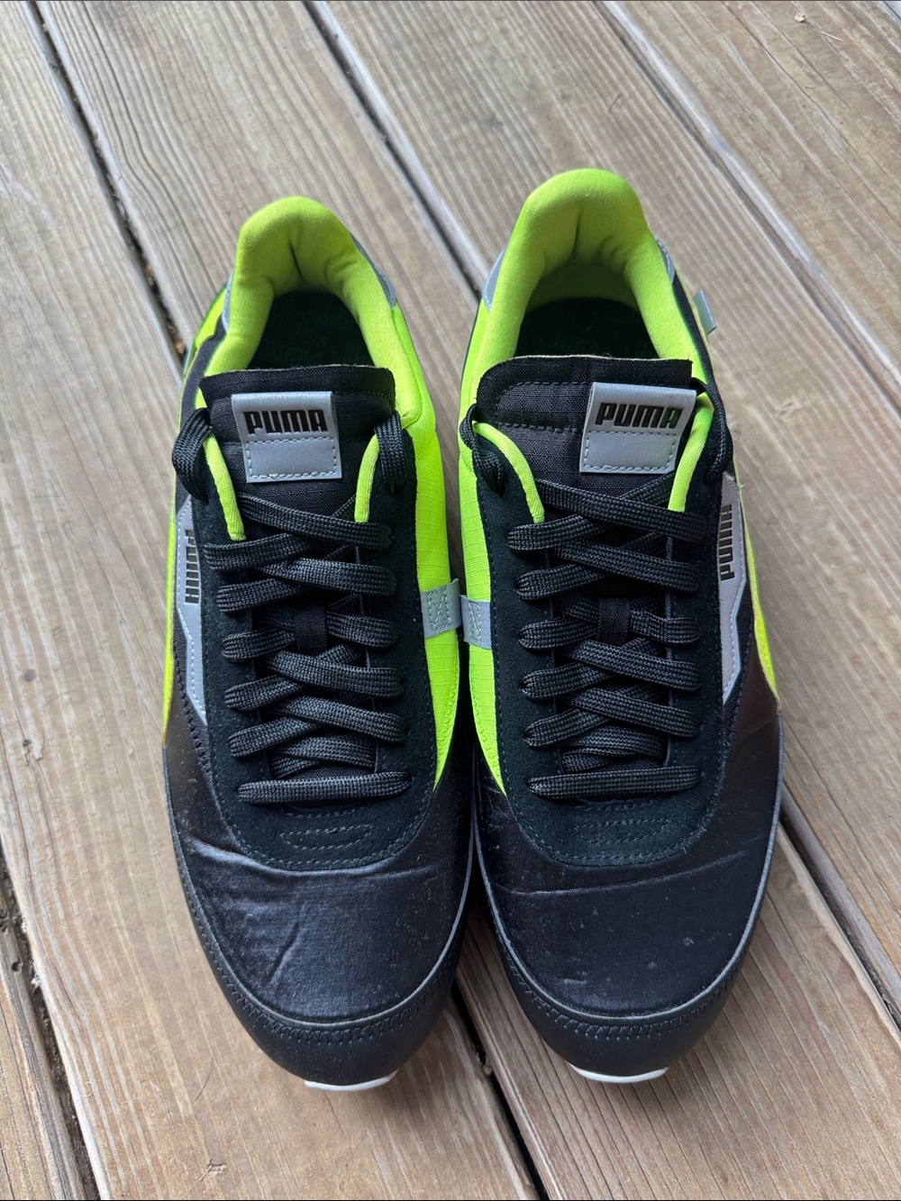 Puma Men's Black & Neon Yellow Low-Top Sneakers